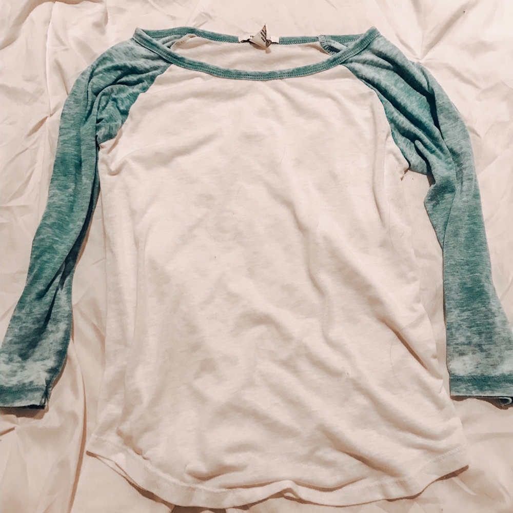Baseball tee